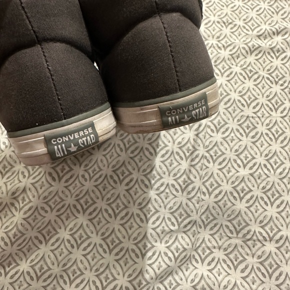 Converse All star | Size 9c EUC Grey mid hightop sneakers - Picture 4 of 4